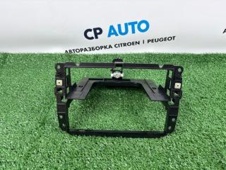 Рамка магнитолы Citroen DS4 2012