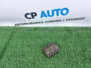 Комплект бугелей (шеек) выпускного распредвала Peugeot 308 2012