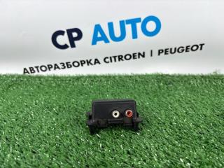 Запчасть разъем aux Peugeot 308 2010