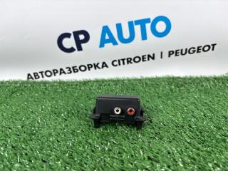 Запчасть разъем aux Peugeot 308 2012