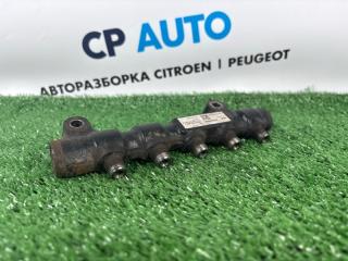 Фото запчасти топливная рейка (рампа) Peugeot Partner 2012 Б/У запчасть Запчасть топливная рейка (рампа) Peugeot Partner 2012