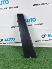 Накладка (молдинг) на центральную стойку кузова правая Citroen C4 2014
