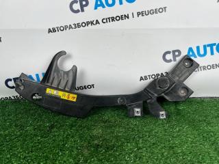 Кронштейн фары передний правый Peugeot Traveller 2019 Б/У Кронштейн фары передний правый Peugeot Traveller 2019