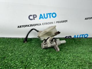 Главный тормозной цилиндр Peugeot 308 2010