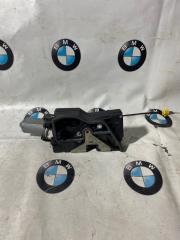 Замок боковой двери передний правый BMW 750i 2008