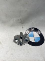 Петля замка двери BMW 745Li E66 N62b44 Петля замка двери BMW 745Li E66 N62b44