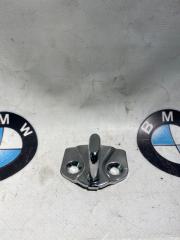 Петля замка двери BMW 745Li E66 N62b44