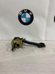Ограничитель двери задний BMW 318i 2004