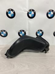 Воздухозаборник правый BMW 745i 2001