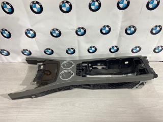 Консоль между сидений BMW 745i 2001