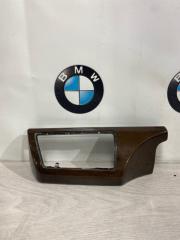 Накладка на торпедо BMW 750i 2005
