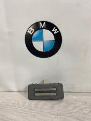 Плафон подсветки салона BMW 745i 2001