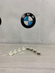 Запчасть комплект крепежа порогов BMW X5 3.0si 2008
