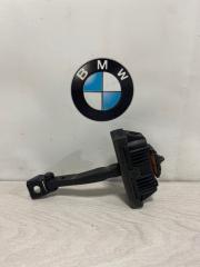 Ограничитель двери передний BMW X5 3.0si 2008