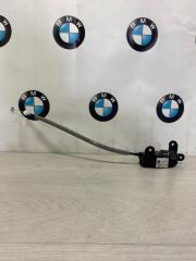 Замок двери багажника правый BMW X5 3.0si 2008