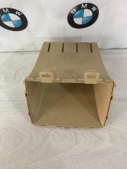 Бардачок между сиденьями задний BMW X5 3.0si 2008