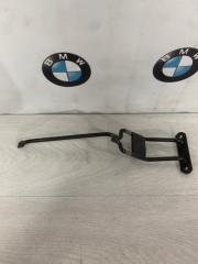 Кронштейн замка капота BMW 320i 2007