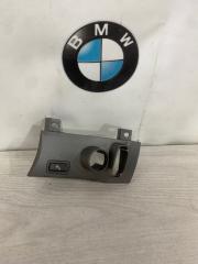 Кнопка парктроника BMW 745i 2001