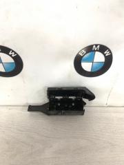 Кронштейн задний BMW 745i 2001