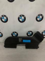Воздухозаборник BMW X1 25ix 2011