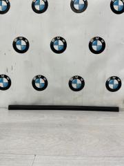 Уплотнитель капота BMW X5 3.0si 2008