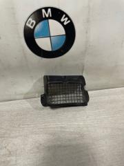 Решетка вентиляционная правая BMW 120d 2007