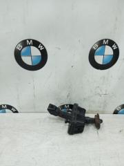 Ограничитель двери передний BMW 330d 2008