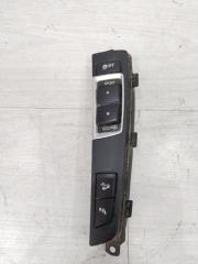 Блок кнопок в центральной консоли BMW X3 2012