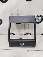 Накладка в салоне задняя BMW X5 3.0d 2007