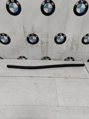 Уплотнитель капота BMW X5 3.0d 2007