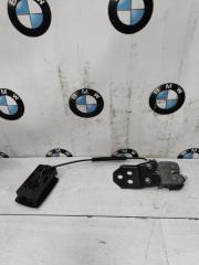 Замок спинки сиденья задний левый BMW 530d 2009