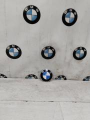 Запчасть эмблема передняя BMW X1 18d 2011