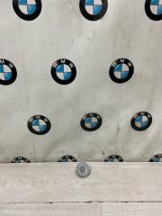 Запчасть болт крепления стекла BMW 120d 2008