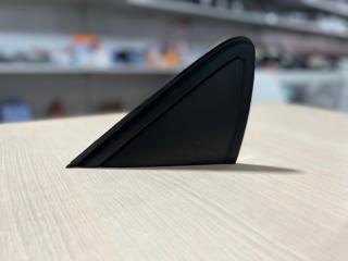 Запчасть накладка крыла(треуголь) передняя правая Volkswagen polo 2009-2020