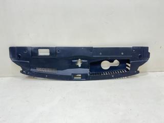 Запчасть накладка замка капота передняя Mitsubishi Outlander 2012-2017