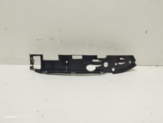 Кронштейн бампера передний правый Volkswagen Touareg 2003-2010