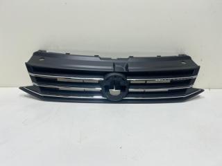 Решетка радиатора передняя Volkswagen polo 2015-2020