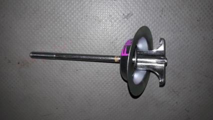 Кронштейн запасного колеса TOYOTA COROLLA FIELDER 2002