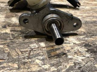 Главный тормозной цилиндр CR-V 2009 RE3 K24A