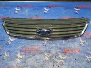 Решетка радиатора FORD KUGA 2011