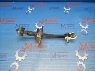 Ограничитель двери передний TOYOTA TOWNACE NOAH 2000