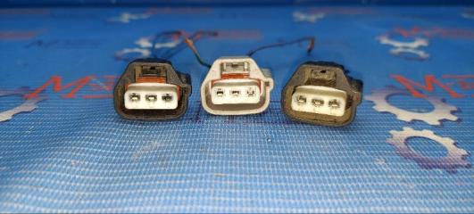 Разъем моторчика омывателя TOYOTA IPSUM 1997 SXM10 3S-FE 8533010290 контрактная