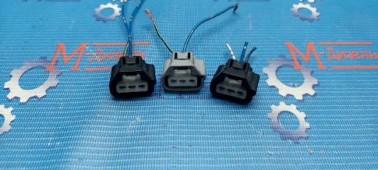 Разъем моторчика омывателя IPSUM 1997 SXM10 3S-FE