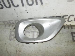 Запчасть накладка противотуманной фары правая Subaru Legacy