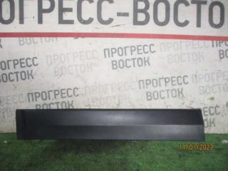 Запчасть накладка на дверь передняя левая Jeep Patriot