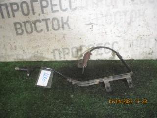Датчик ABS задний правый Nissan Bluebird