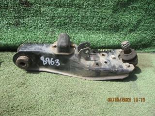 Фото запчасти рычаг передний правый Mazda Bongo контрактная запчасть Запчасть рычаг передний правый Mazda Bongo