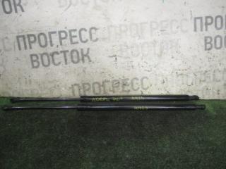 Фото запчасти амортизатор двери багажника Suzuki Wagon R контрактная запчасть Запчасть амортизатор двери багажника Suzuki Wagon R