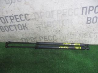 Фото запчасти амортизатор двери багажника Suzuki Wagon R контрактная запчасть Запчасть амортизатор двери багажника Suzuki Wagon R