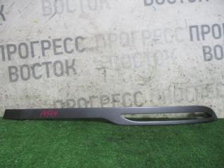 Запчасть молдинг бампера задний правый Land Rover Range Rover Velar